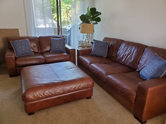 Large Italian Leather OTTOMAN for sale. From Jerome's "Landmark Premier Leather Collection."