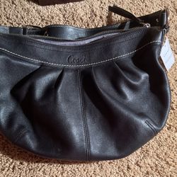 Brand New Coach Purse Black Leather With Sachet 