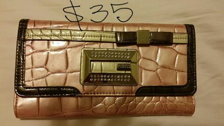 Guess wallet