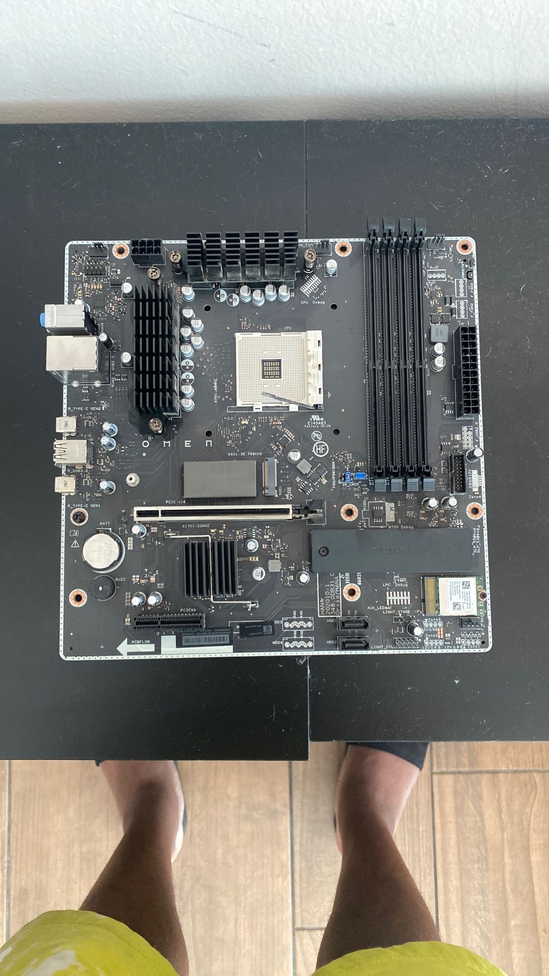 HP Motherboard AM4