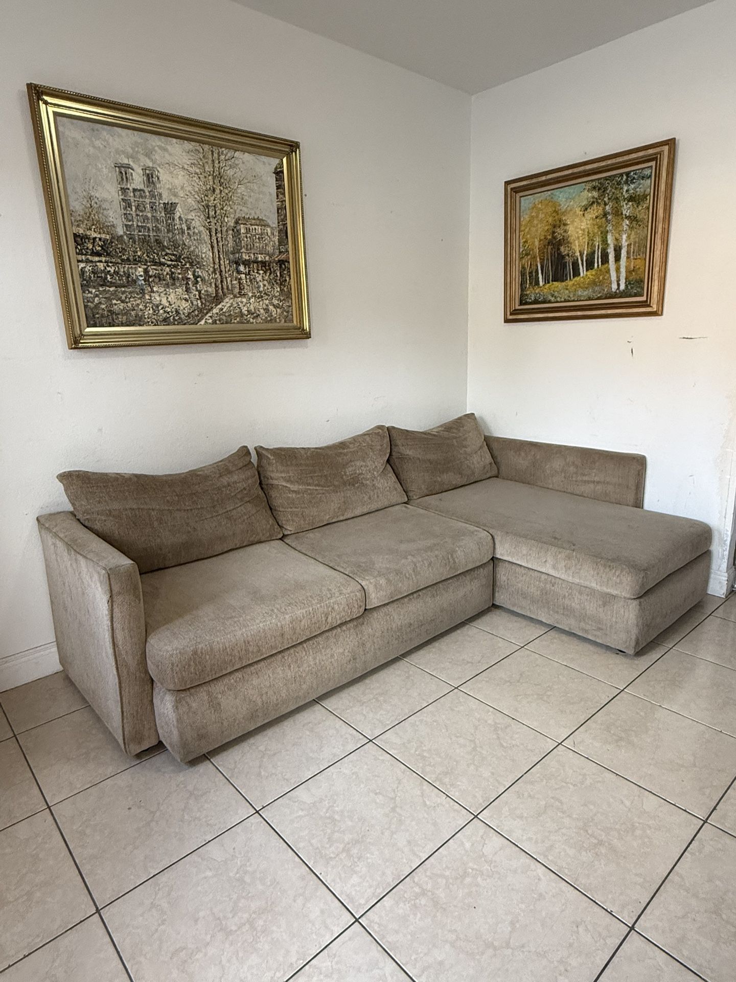 Sectional Couch | Living room | L-shaped Couch | Sofa