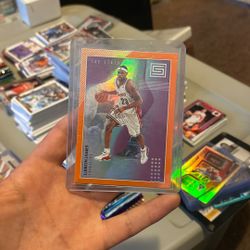 Lebron James 2018 Panini Status Top Status Orange No.16