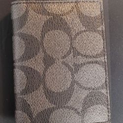 COACH Compact Id Wallet In Signature Canvas