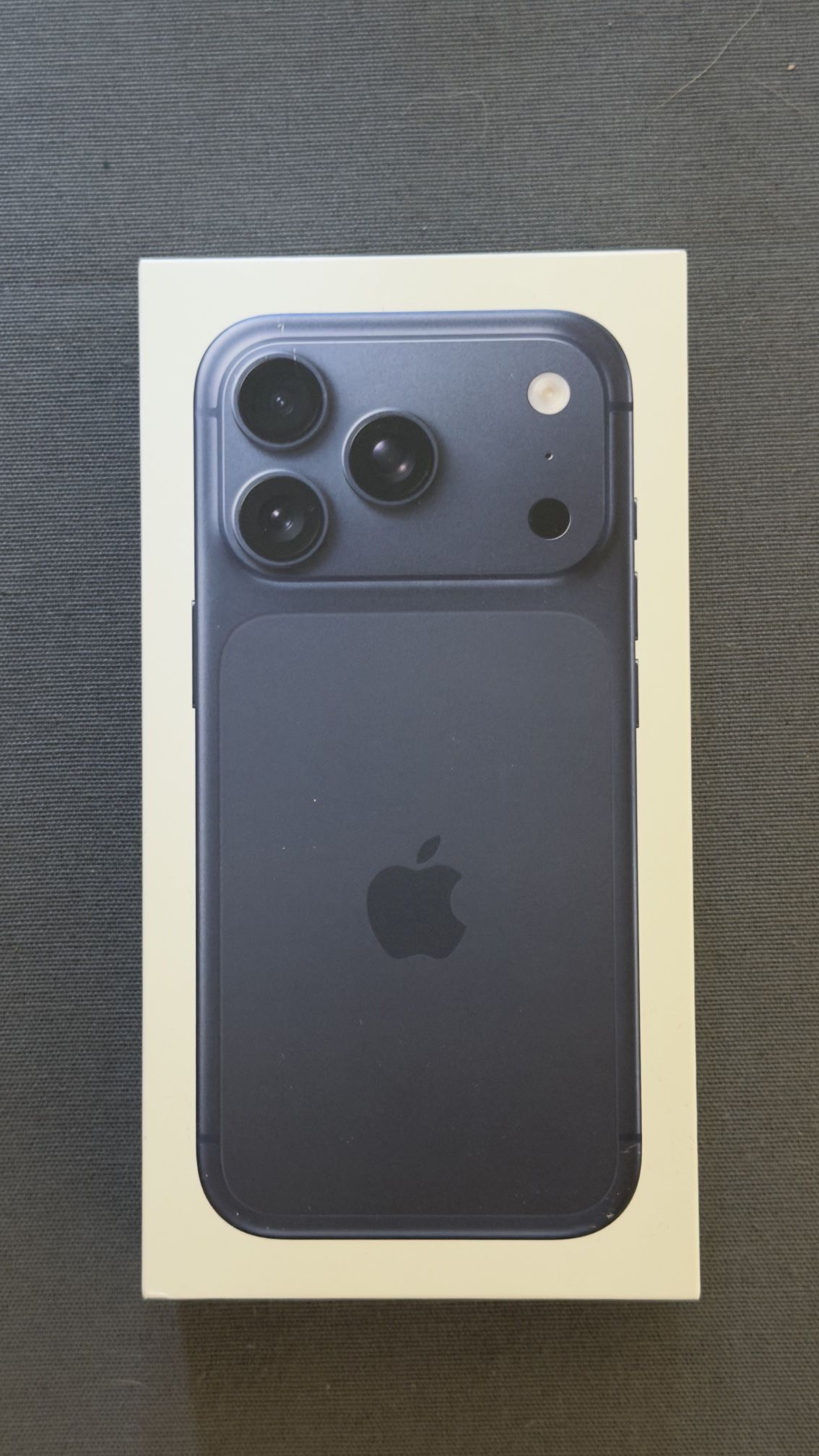 iPhone 17 Pro 256gb Deep Blue Brand New In Box