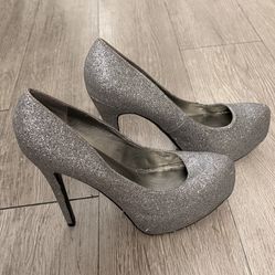 Guess Silver women’s shoes 36.5