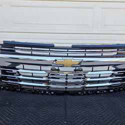 Chevrolet Tahoe OEM Grille 