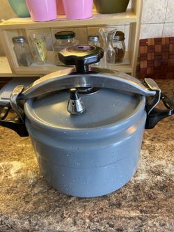 7 Quart Pressure Cooker 