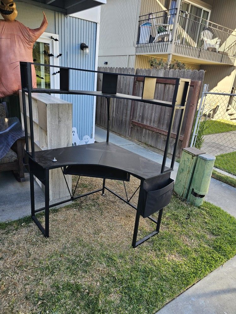 Corner Computer Desk And Chair