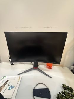 AOC G2 Series curved gaming monitor