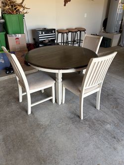 Farm style Dining Table with 3 chairs