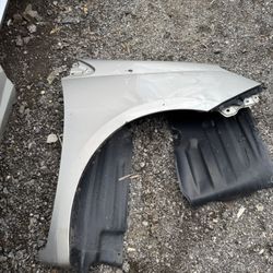 OEM Front Passenger Side Fender 2005 Toyota Sienna 