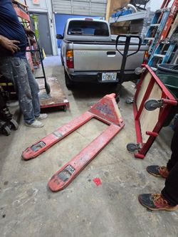 PALLET JACK