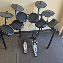 Alesis Nitro Electronic Drum Set 