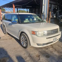 2010 FORD FLEX 