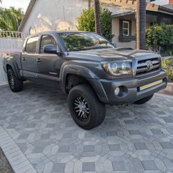 2010 Toyota Tacoma Prerunner 2wd