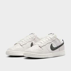 Nike Dunk Low SE “White Black Team Red” Women’s Size 8