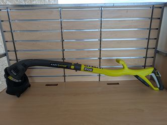Ryobi Weed Wacker ONE+ 18V 10 in. Cordless Battery String Trimmer/Edger (Tool Only)