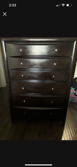 Dresser