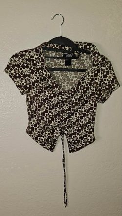 Just Petite Floral Print Crop Top