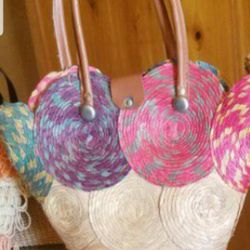 WICKER  BEACH  PURSES