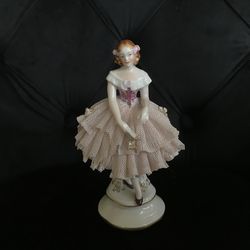 Vintage Figurine 5.5”