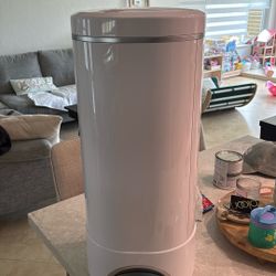 Munchkin Diaper Pail