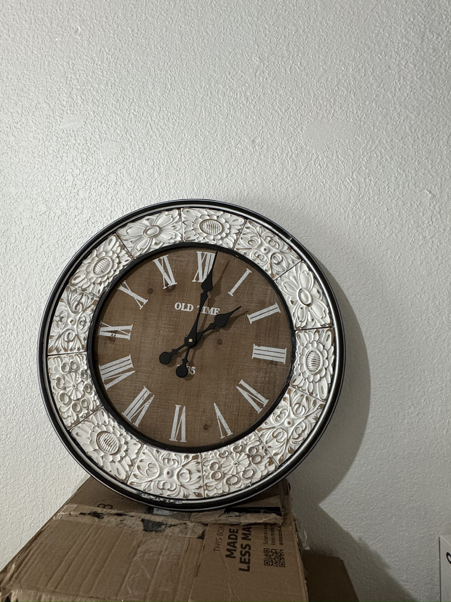 Wall clock