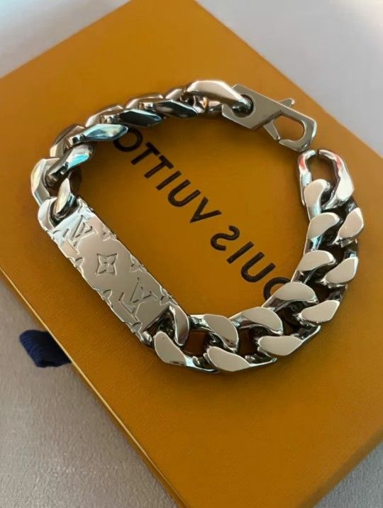 LOUIS VUITTON Palladium Plated Cuban Chain Bracelet
