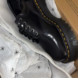 Dr. Martens 