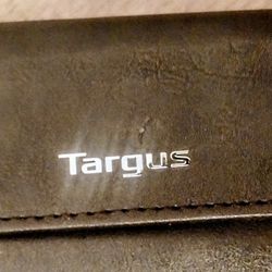 Targus Fancy IPad Case/Stand 