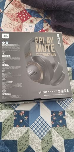 JBL 650 BlueTooth Noise Cancellation