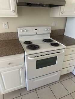 Kenmore White Electric Coil Range Stove