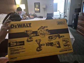 Dewalt 5 tool combo kit