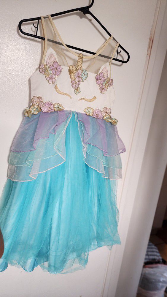 Unicorn 🦄 Girl Dress Size 8