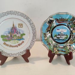 PAIR VINTAGE DISNEY WORLD PLATES