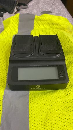 LP-E6 battery charger