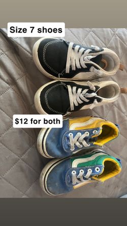 Toddler size 7 shoe
