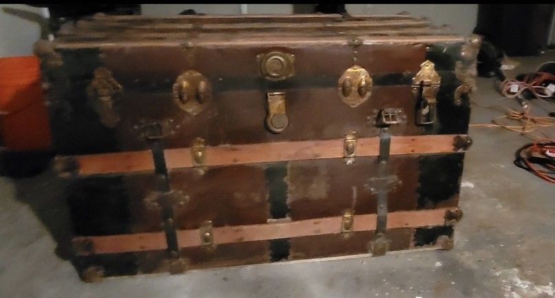 Antique Steamer Trunk with Shelf