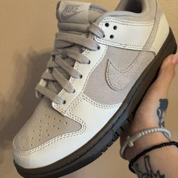 Nike Dunk Low 'Ironstone'