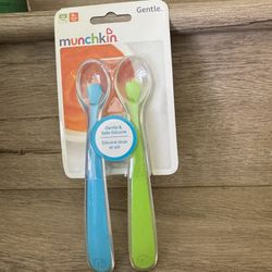 Munchkin® Gentle™ Silicone Spoons