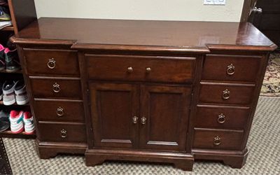 Bernhardt dresser