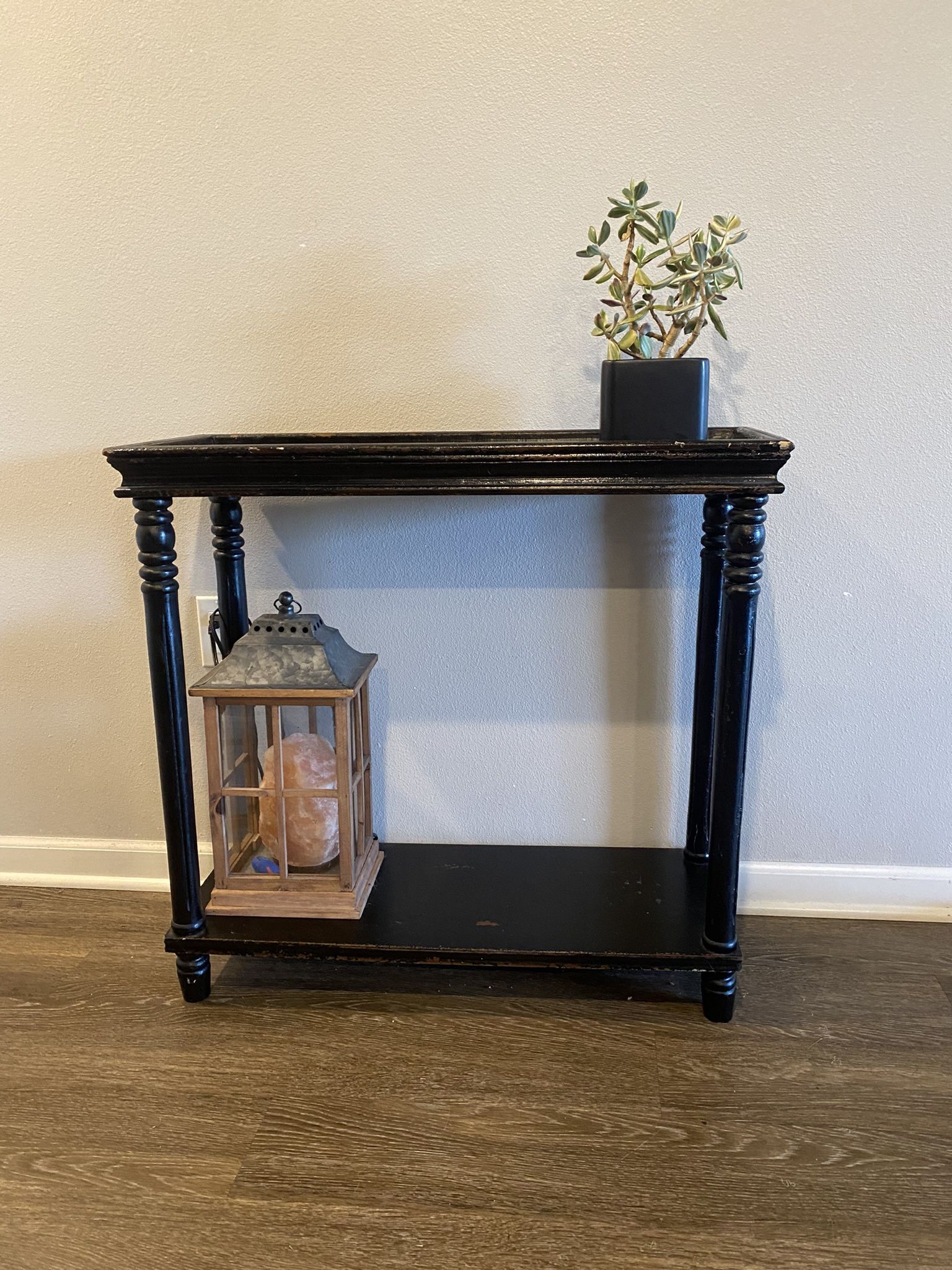 Entry Way Table