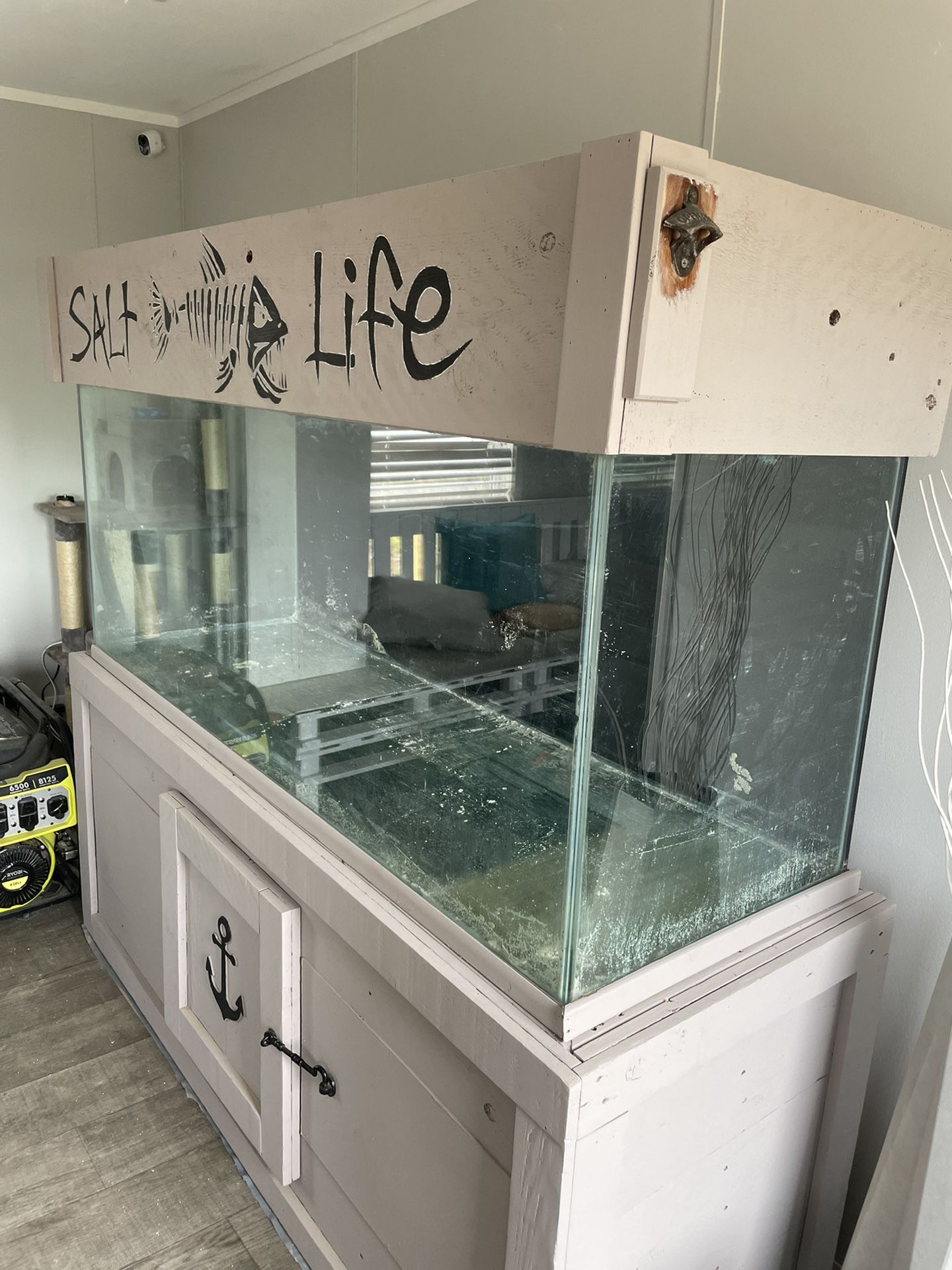 250  Gallons Aquarium For Sale 