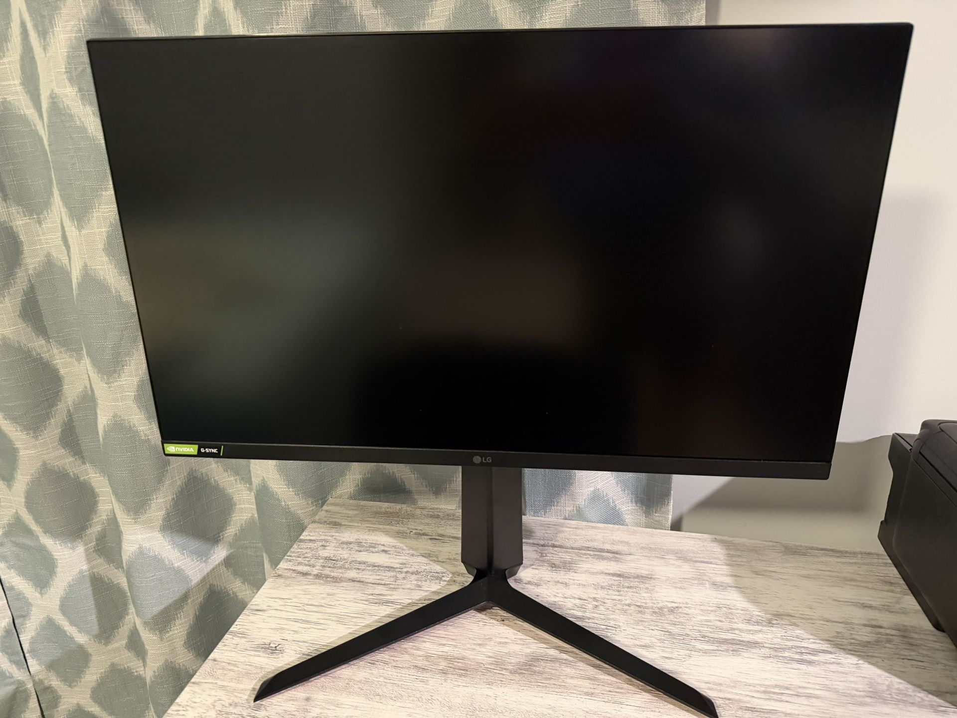 27” LG Ultra Gear QHD IPS 27GP83B (2560x1440 165hz)