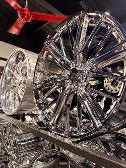 24s chrome wheel tires new 6lug Chevy Gm