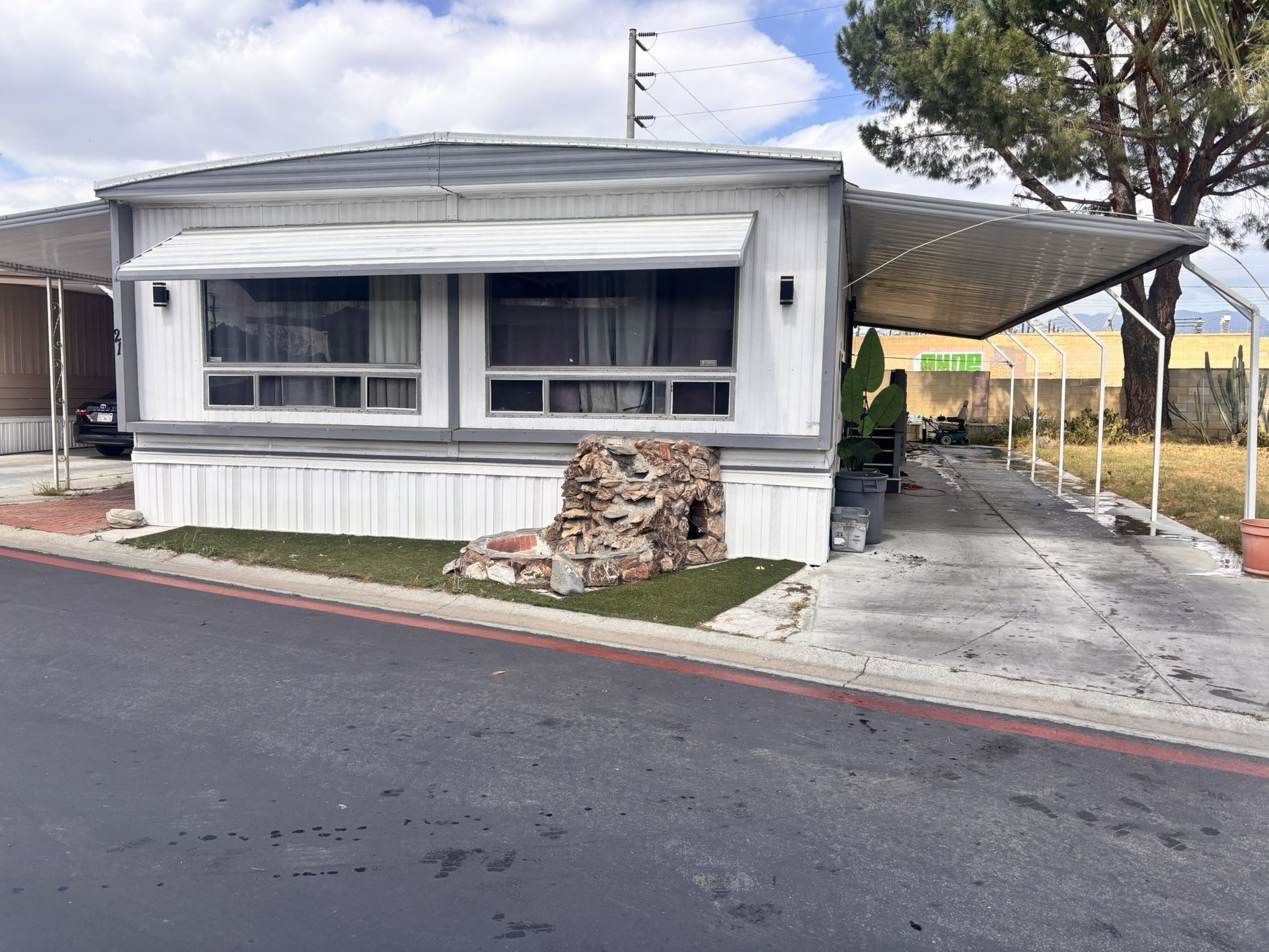 4 1/2 Bed 2,bath