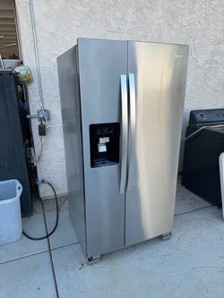 Whirlpool Side-by-Side Refrigerator with Ice & Water Dispenser