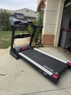 Sole Treadmill 