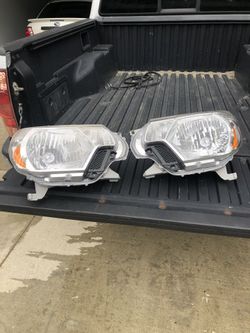 2012-2015 Tacoma OEM headlights