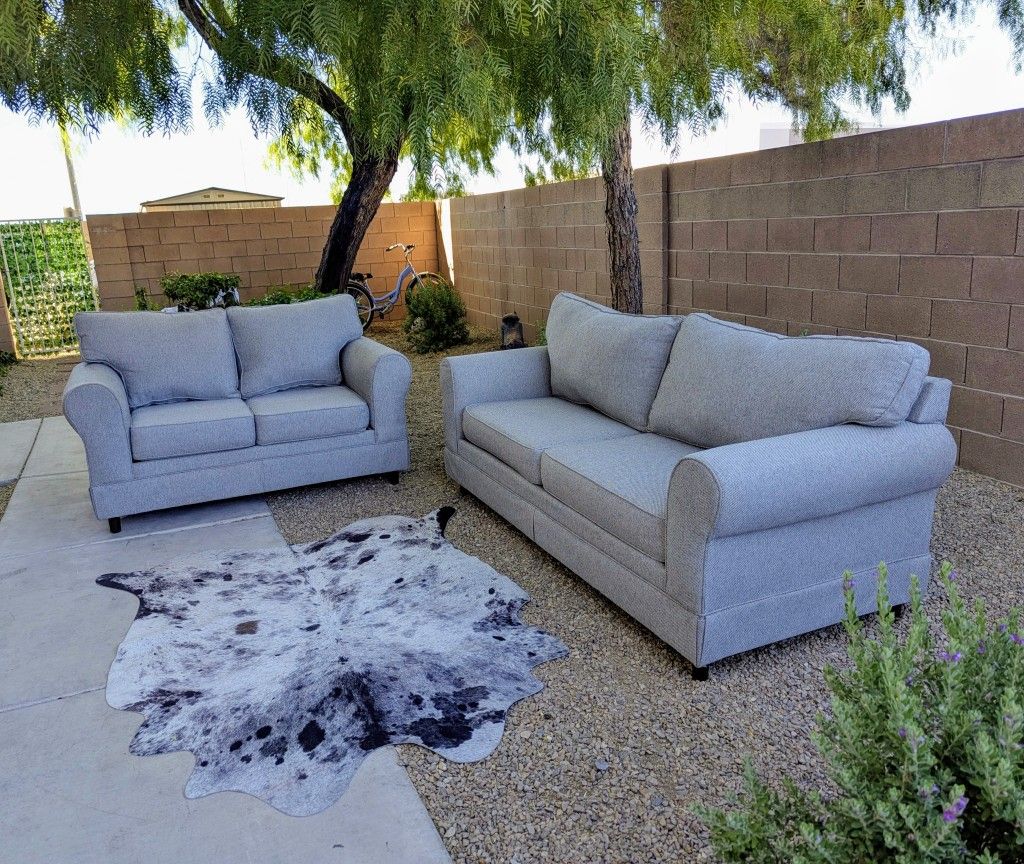 Cozy Light Gray Sofa & Loveseat Set - ( Like New ) - Free Delivery Today